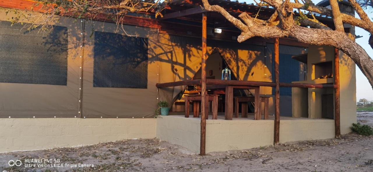 Kingfisher Bush Lodge Enkovukeni Exterior foto